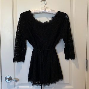 Lace detail maternity top